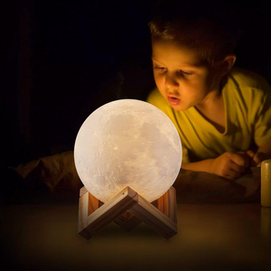 Популярний дизайнерський Нічник MOON LAMP 15 см на акумуляторі з пультом